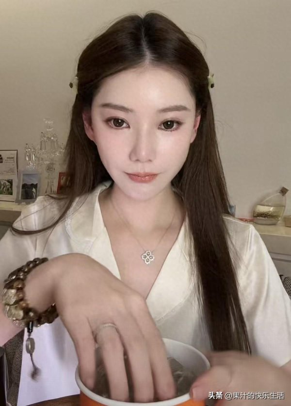 股票正规配资 筱梅已为箖箖和玥儿制定好回京计划，笑称俩娃开始跟她叫姐姐！